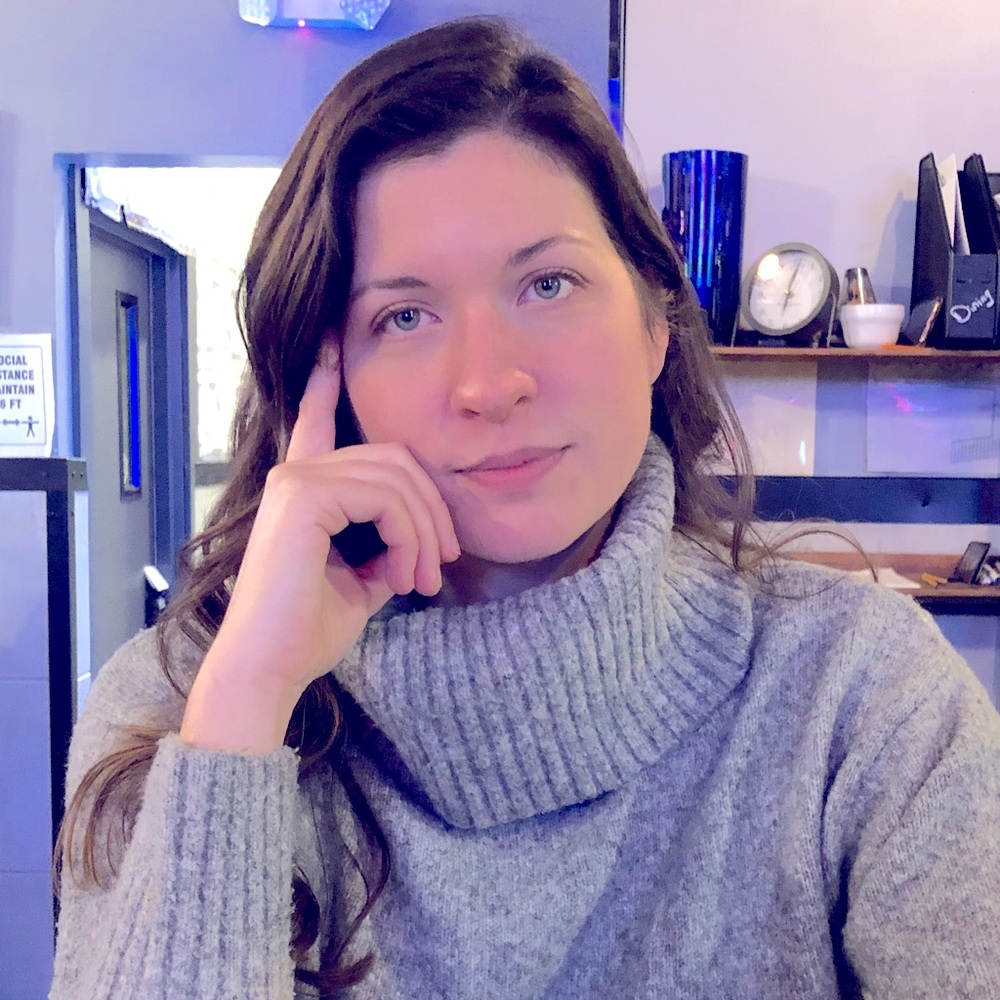 Meet your Posher, Holly